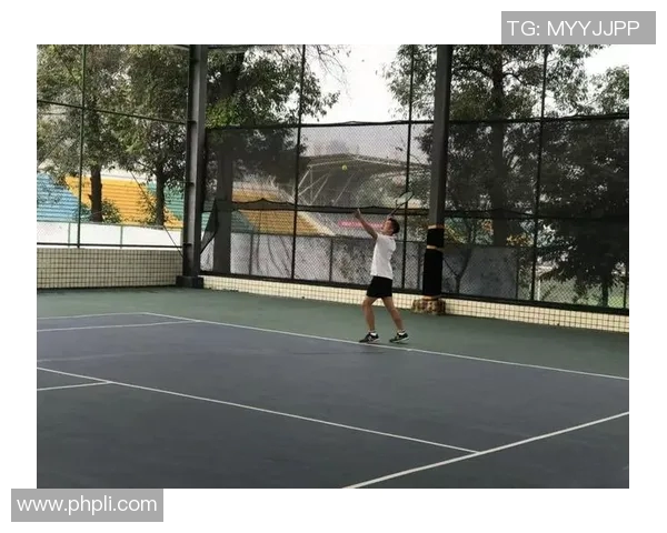 成都网球队在城市联赛中的战术表现分析与点评 成都网球队在城市联赛中的战术表现分析与点评