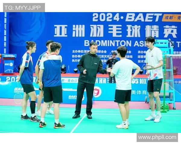 成都羽毛球队整体压制现象分析及其对赛事的影响探讨 成都羽毛球队整体压制现象分析及其对赛事的影响探讨