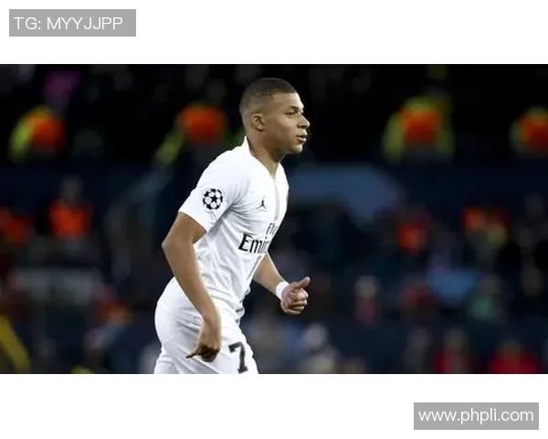 模仿足球明星的防守技巧提升你的球场表现与竞技水平 模仿足球明星的防守技巧提升你的球场表现与竞技水平