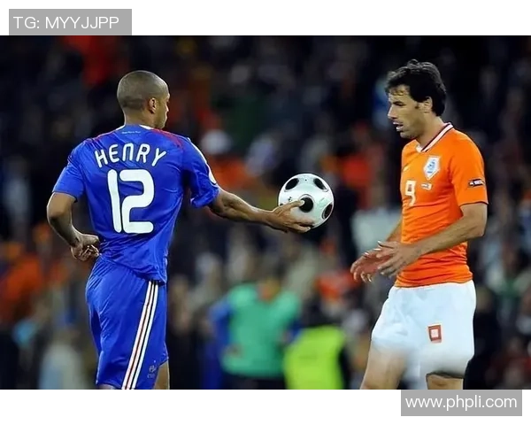 荷兰足球明星盘点：从传奇到新秀的辉煌历程与成就分析