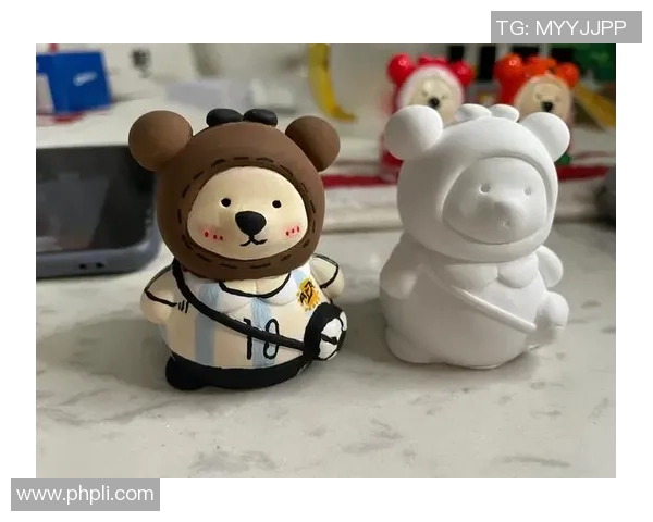 足球明星梅西化身石膏娃娃展现足球魅力与艺术之美的完美结合 足球明星梅西化身石膏娃娃展现足球魅力与艺术之美的完美结合