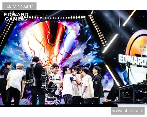 职业联赛特别报道：EDG的突破历程