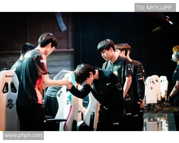 英雄联盟专题：聚焦RNG的心理素质